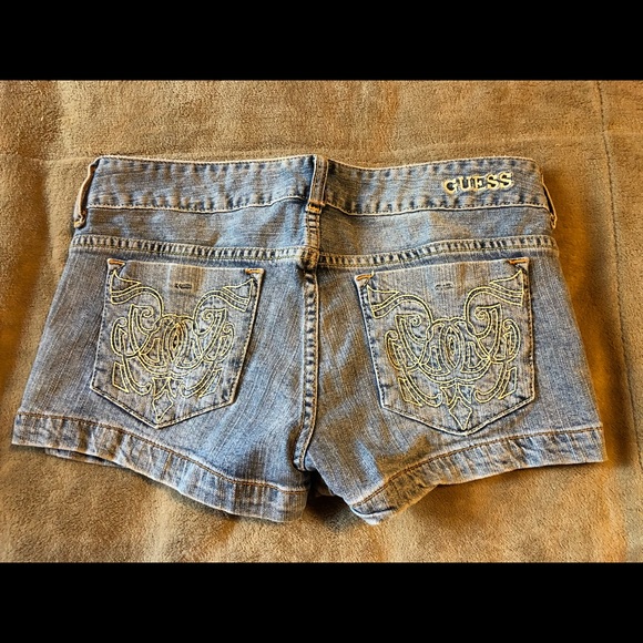 GUESS short shorts - Picture 1 of 6